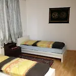 Apartamento A&s Ferienwohnungenbonner Str 49 *