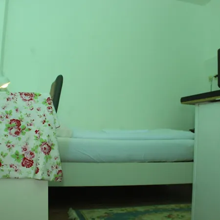 شقة A&s Ferienwohnungenbonner Str 49 *