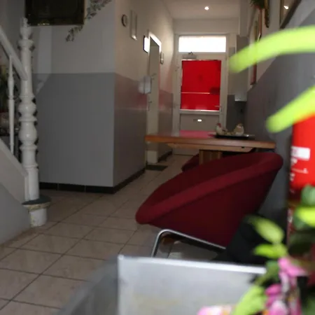 A&s Ferienwohnungenbonner Str 49 *