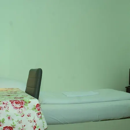 شقة A&s Ferienwohnungenbonner Str 49