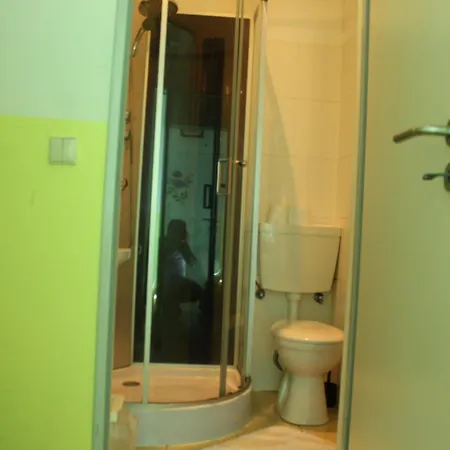 A&s Ferienwohnungenbonner Str 49 *