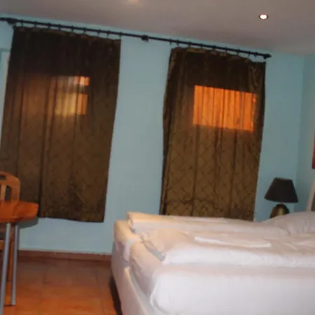 A&s Ferienwohnungenbonner Str 49