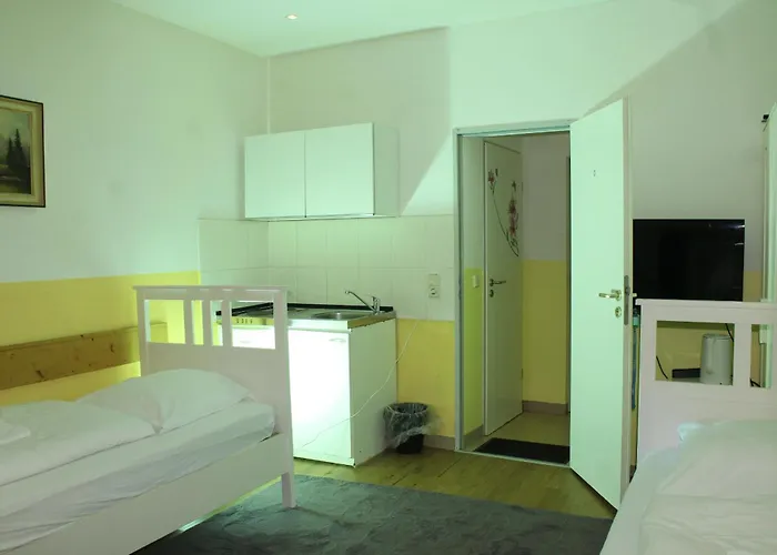 A&s Ferienwohnungenbonner Str 49