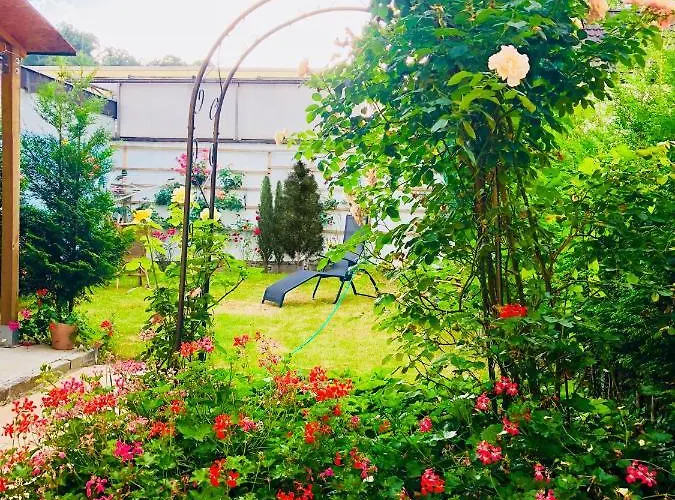 A&s Ferienwohnungenbonner Str 49 Bonn